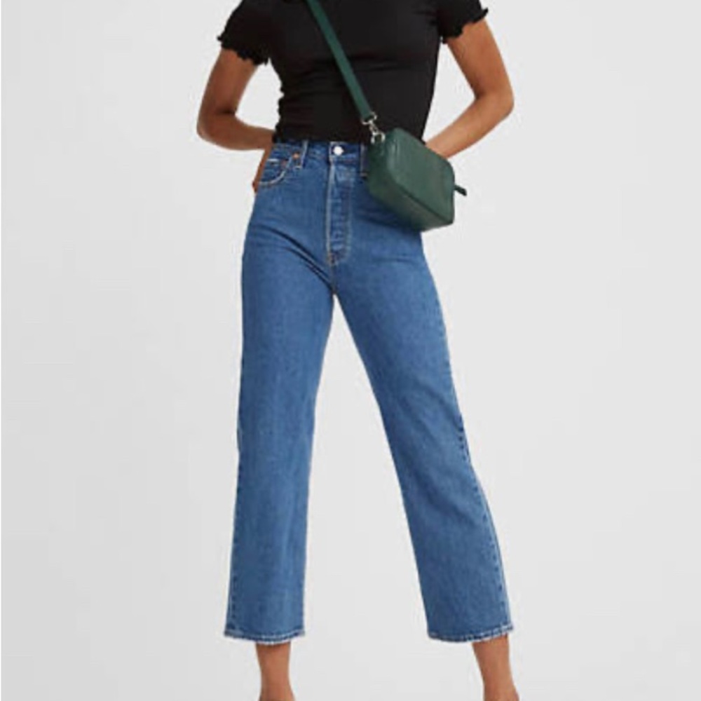 Levis Ribcage Straight Ankle